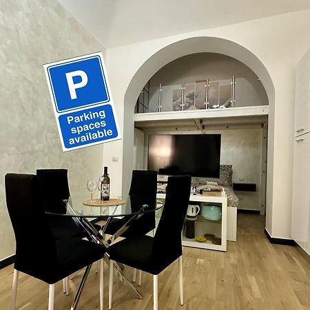 Il Rifugio Dei Santi Centralissimo Parking Free 热那亚 外观 照片